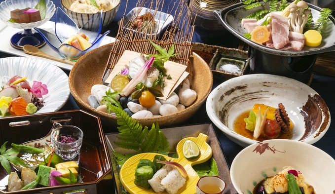 日本料理かがりやの味を堪能☆スタンダード会席《全10品》（夕・朝食付）